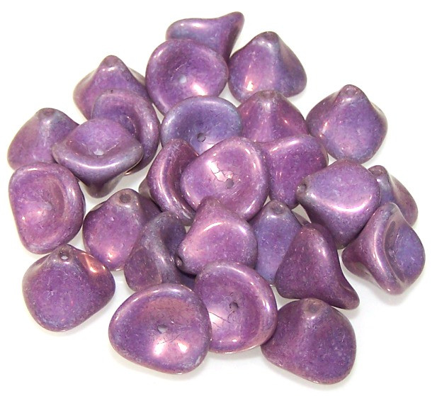Czech Glass 10x12mm 3-Petal Flower Beads - Chalk White Lila Vega Luster