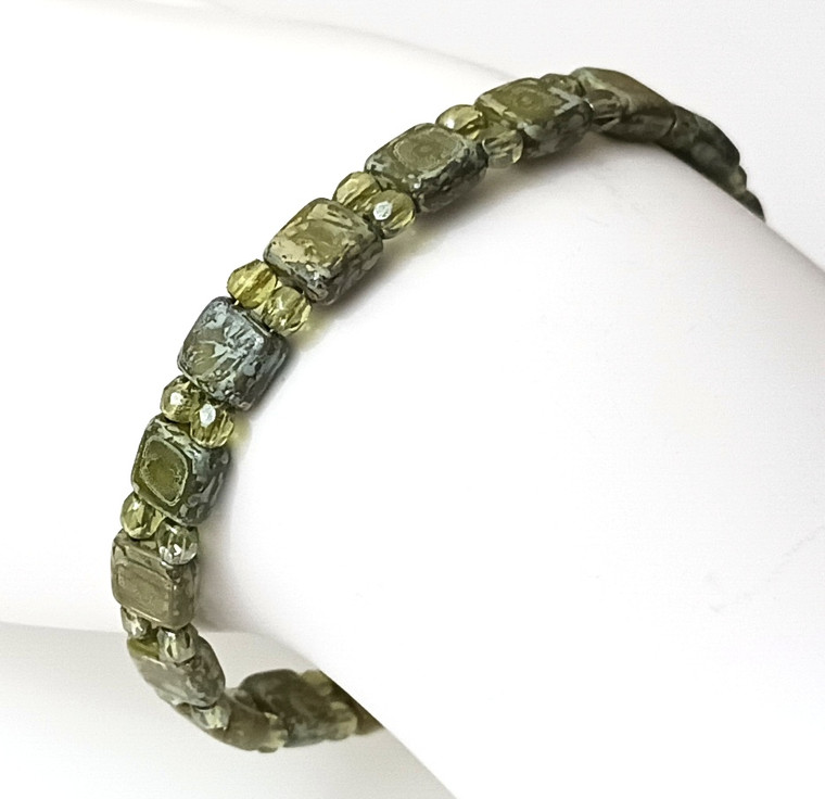 Mossy Radiance Bracelet Beaded Jewelry Making Kit