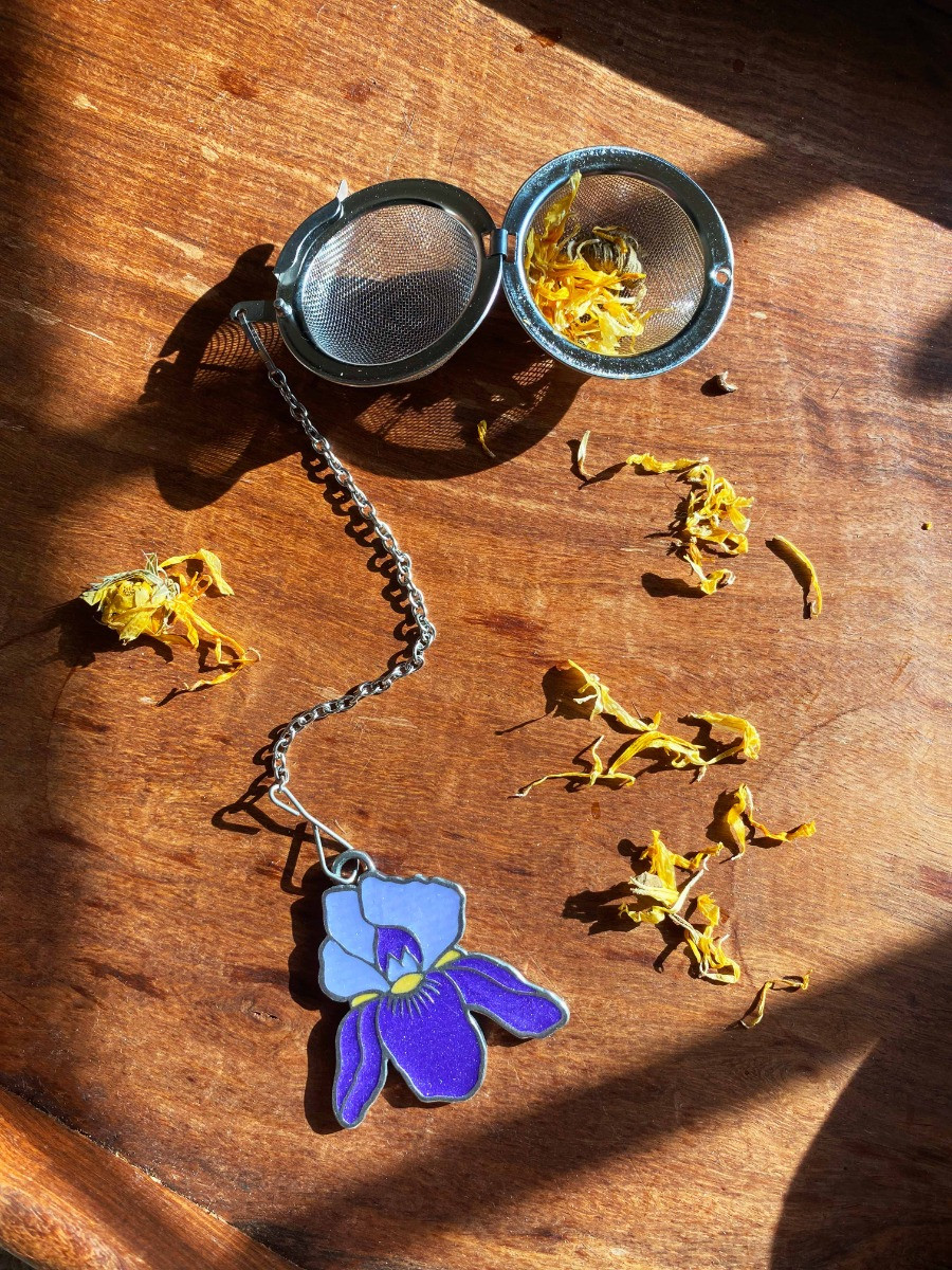 Purple Iris Tea Infuser with mesh tea ball - Danforth Pewter
