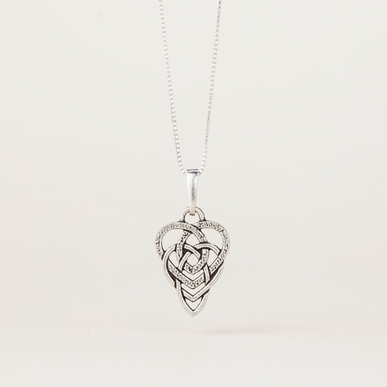 Celtic motherhood knot necklace discount