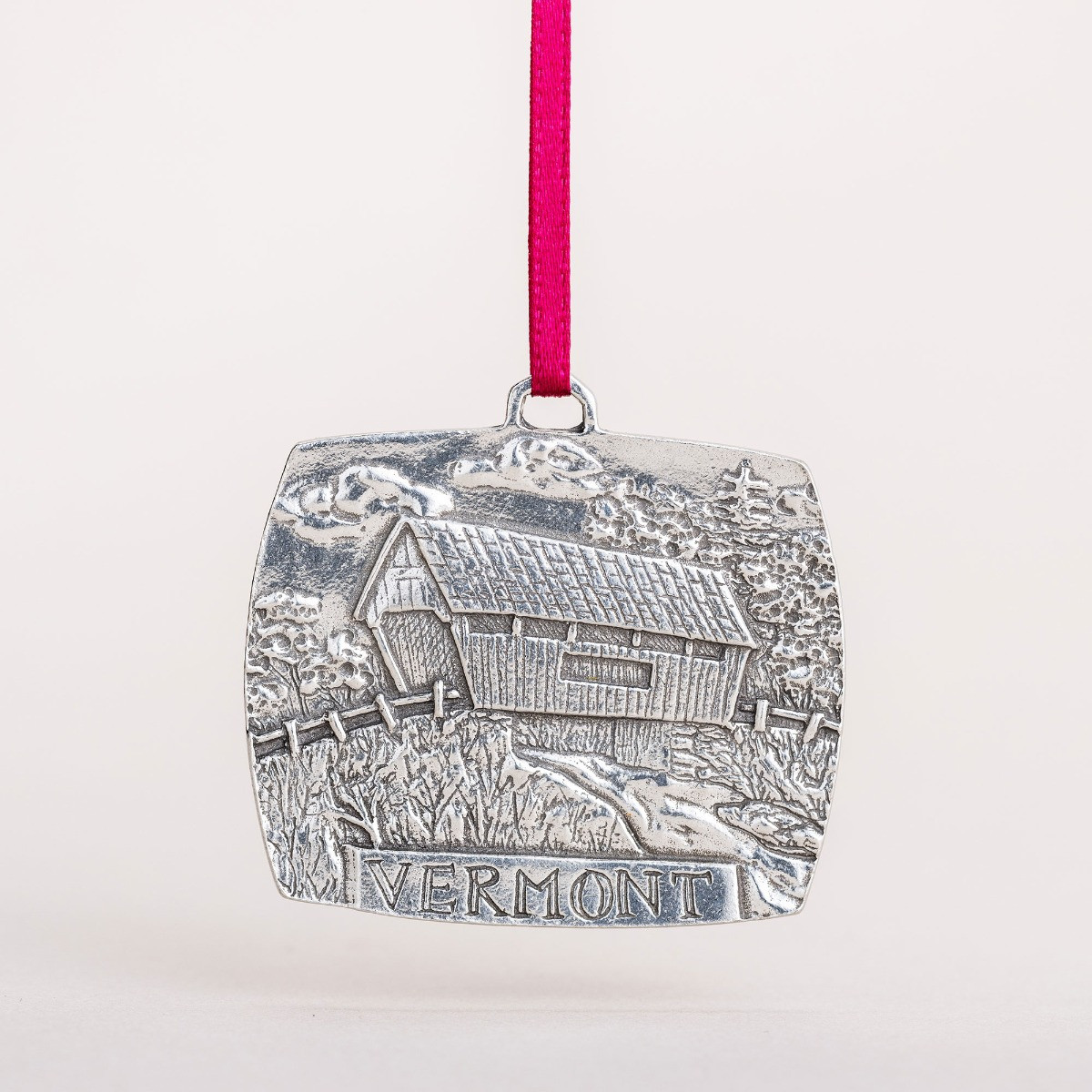 Danforth Pewter Vermont Covered Bridge Ornament - Thumbnail 2