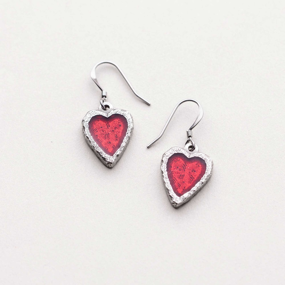 アクセサリー HEART SILVER EARRINGS Silver Tone Valentine Rhinestone Heart Wire Pierced Earrings KK-54