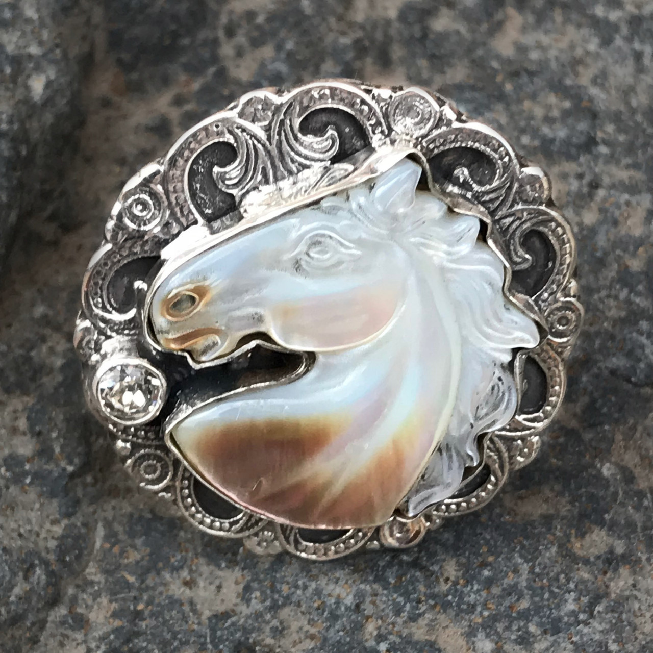silver horse silver925 ベルリング Mother of Pearl Horse Head Filligre Ring - Echo of the Dreamer