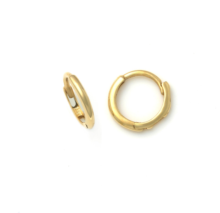 Gold Huggies Earring in 18K Gold (7.5mm)