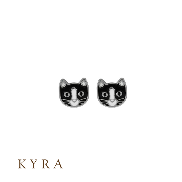 7mm Cat White and Black Ear Studs