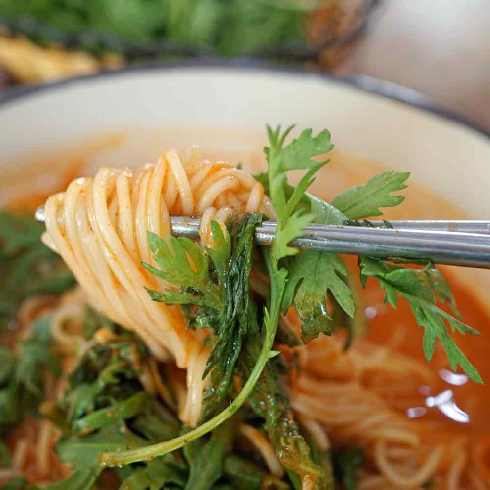 Edible Chrysanthemum Heirloom Seeds Terroir Seeds