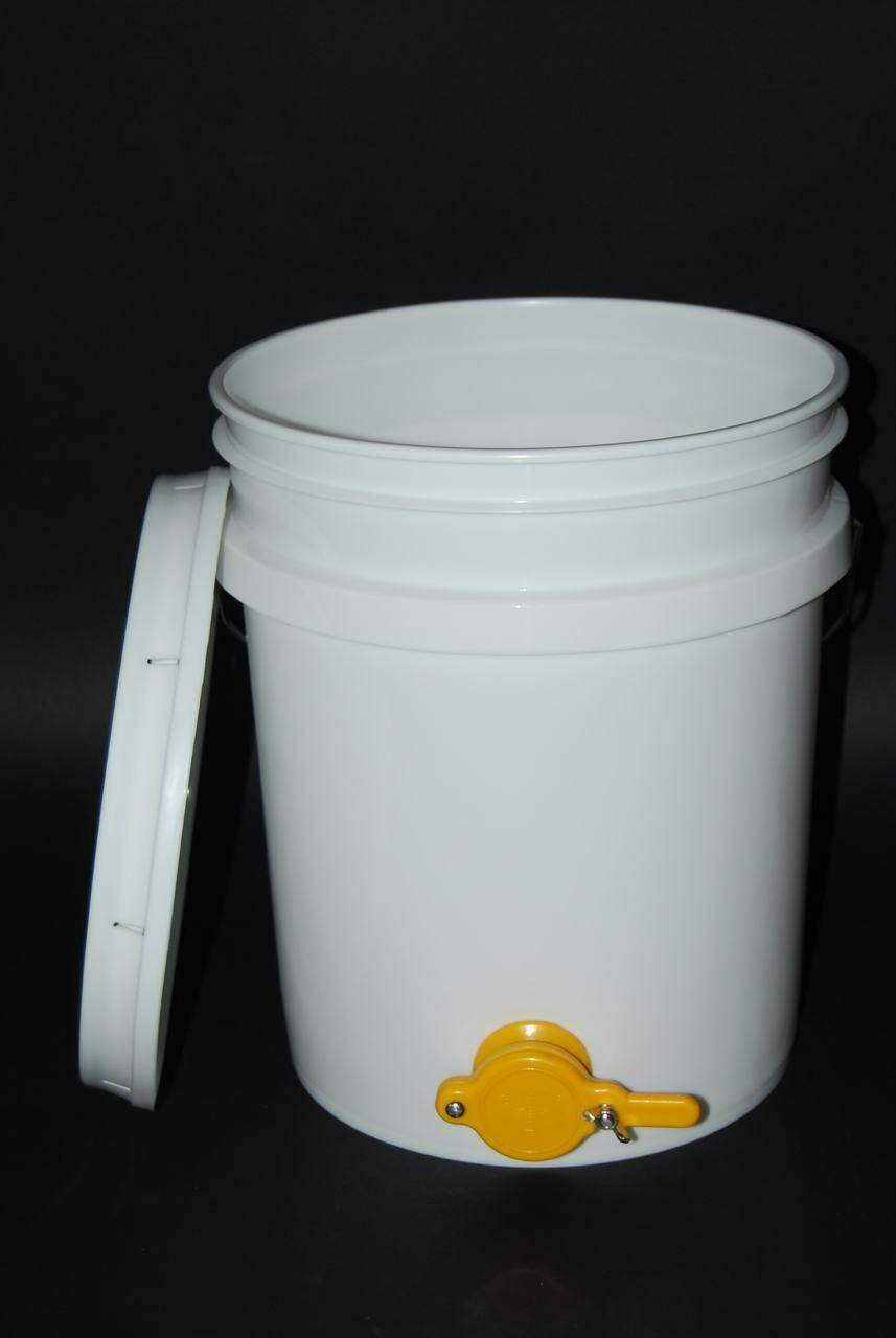 Honey Pail with Lid - 5 Gallon- On Farm Pickup Only