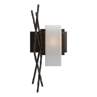 Brindille One Light Wall Sconce in Oil Rubbed Bronze (39|207670-SKT-RGT-14-GG0351)