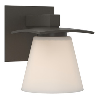 Wren One Light Wall Sconce in Dark Smoke (39|206601-SKT-07-GG0242)