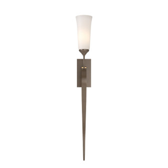 Sweeping Taper One Light Wall Sconce in Bronze (39|204529-SKT-05-GG0350)
