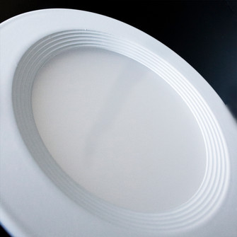 LED Recessed in White (40|31243-02)