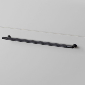 Pull Bar in Black (576|UPB-023971)
