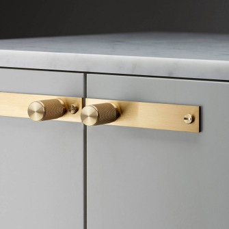 Furniture Knob in Brass (576|UFK-053957)