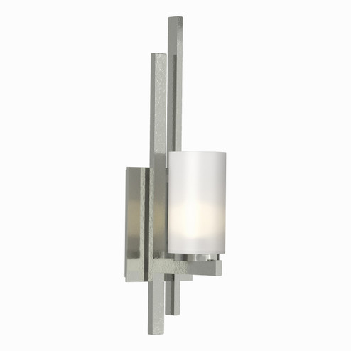 Ondrian Ondrian 1 Light Sconce in Sterling (39|206301-SKT-LFT-85-GG0168)