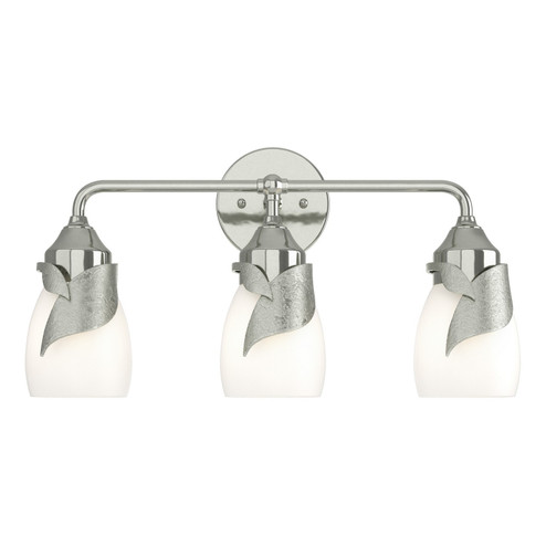 Lapas Lapas 3-Light Bath Sconce in Sterling (39|201352-SKT-85-GG0330)