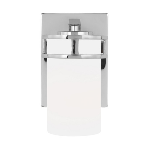 Robie One Light Wall / Bath Sconce in Chrome (1|4121601-05)