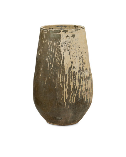 Capaci Planter in Antique White (142|2200-0015)