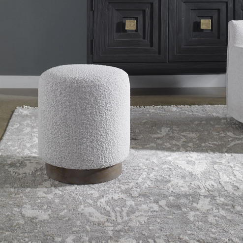 Avila Ottoman in Light Gray (52|23665)