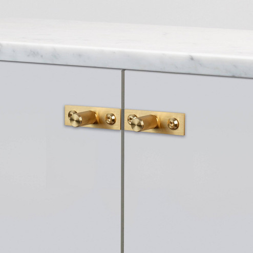 Furniture Knob in Brass (576|UFK-054563)