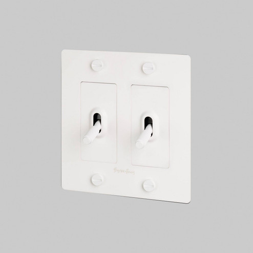 Toggle Switch in White (576|NTK-143433)