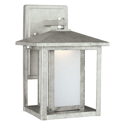 Hunnington LED Outdoor Wall Lantern in Weathered Pewter (1|8902997S-57)