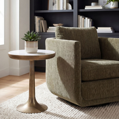 Gianno Side Table in Antique Brass (52|50644)