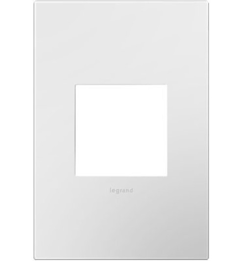 Adorne One-Gang Screwless Wall Plate with Microban in White (246|AWP1G2WH6)