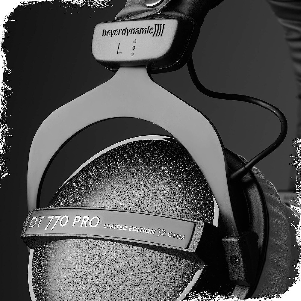 Beyerdynamic DT 770 PRO Professional Studio Headphones, Closed-Back, 32 Ohms