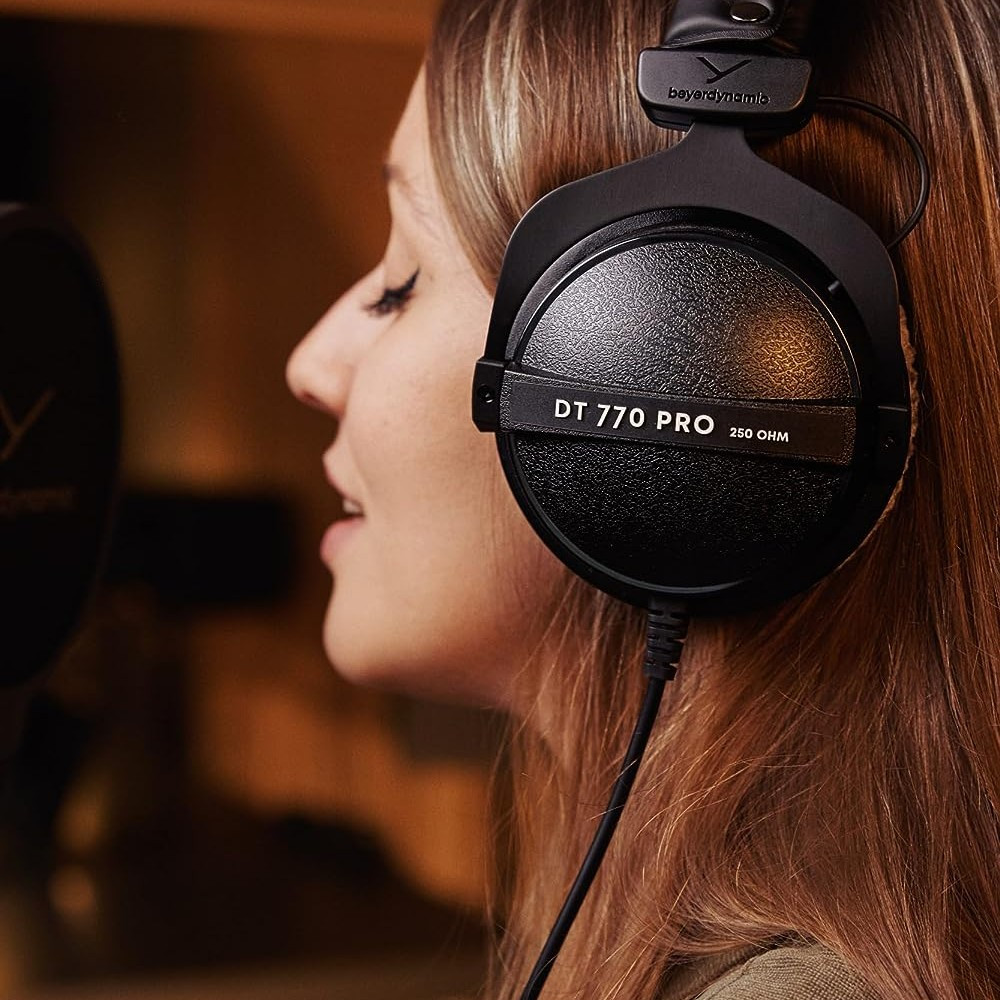 Beyerdynamic DT 770 PRO Professional Studio Headphones, Closed-Back, 250 Ohms