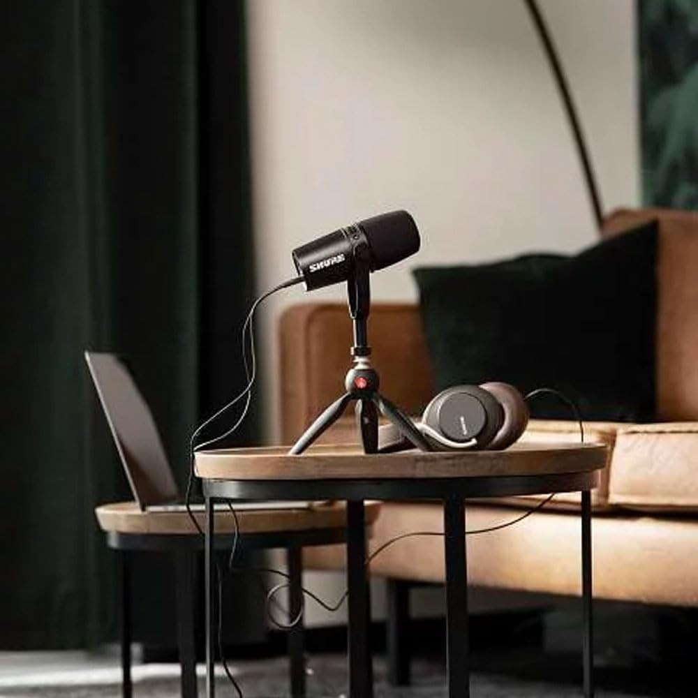 Shure Singapore Shure Microphones Shure MV7 Shure MV7 Dynamic Podcasting Microphone, XLR