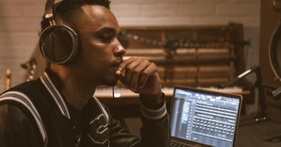 Experience the Unmatched Audio Precision of Audeze MM-100