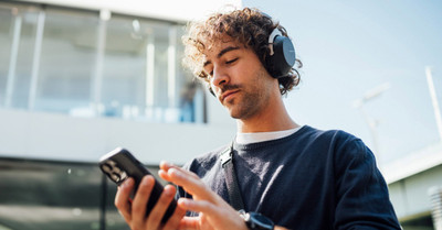 Unveiling the Beyerdynamic Aventho Wireless: A Symphony of Style and Sound