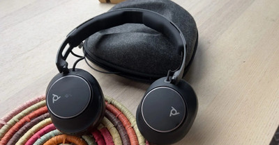 Exploring Boundless Realms with Poly Voyager Surround 80