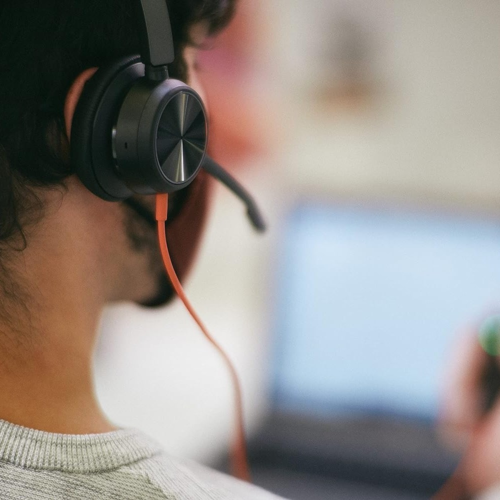 Poly Plantronics Singapore | Poly Plantronics Headsets | Poly