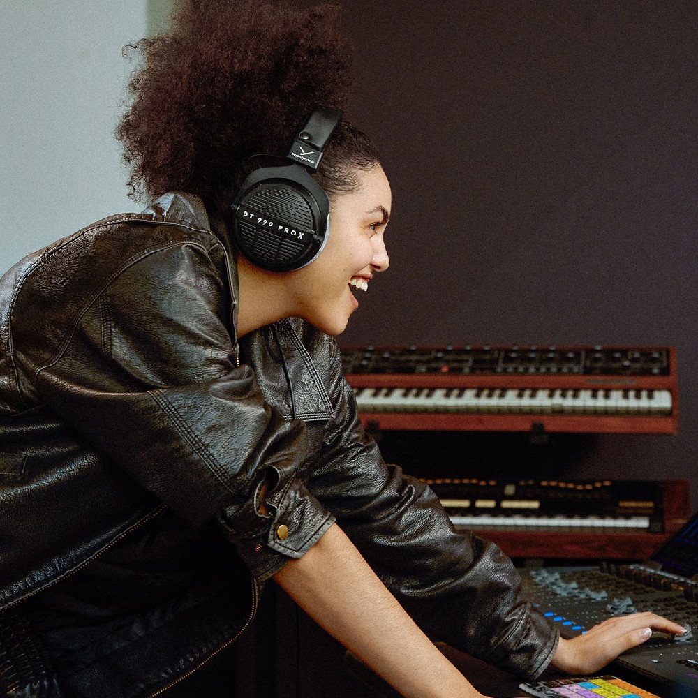 Beyerdynamic Singapore | Beyerdynamic Headphones | Beyerdynamic DT