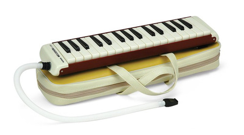 Suzuki S-32C Soprano Melodeon w/ Case
