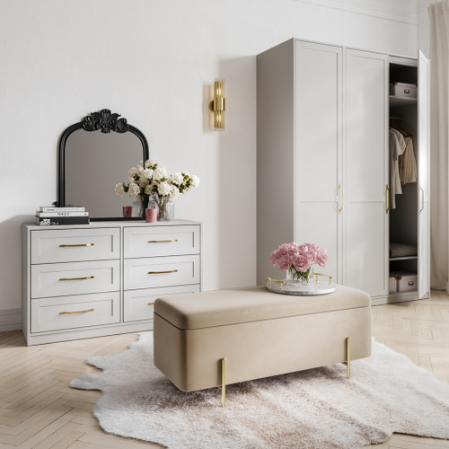 AUSTEN WHITE CHEST