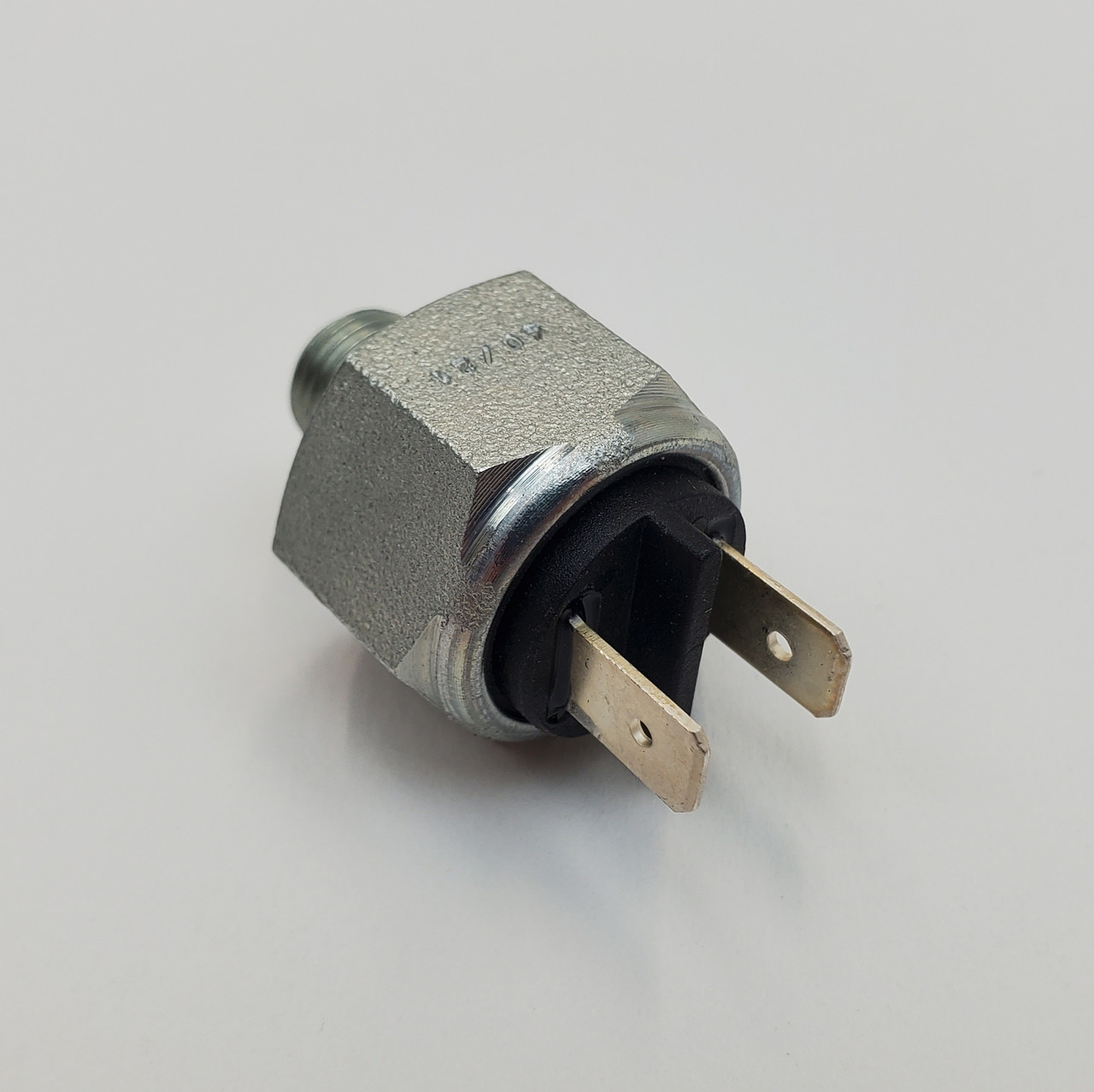 1023＊○ Rear Hydraulic Brake Light Switch for 1958-1970 Harley Big Twin