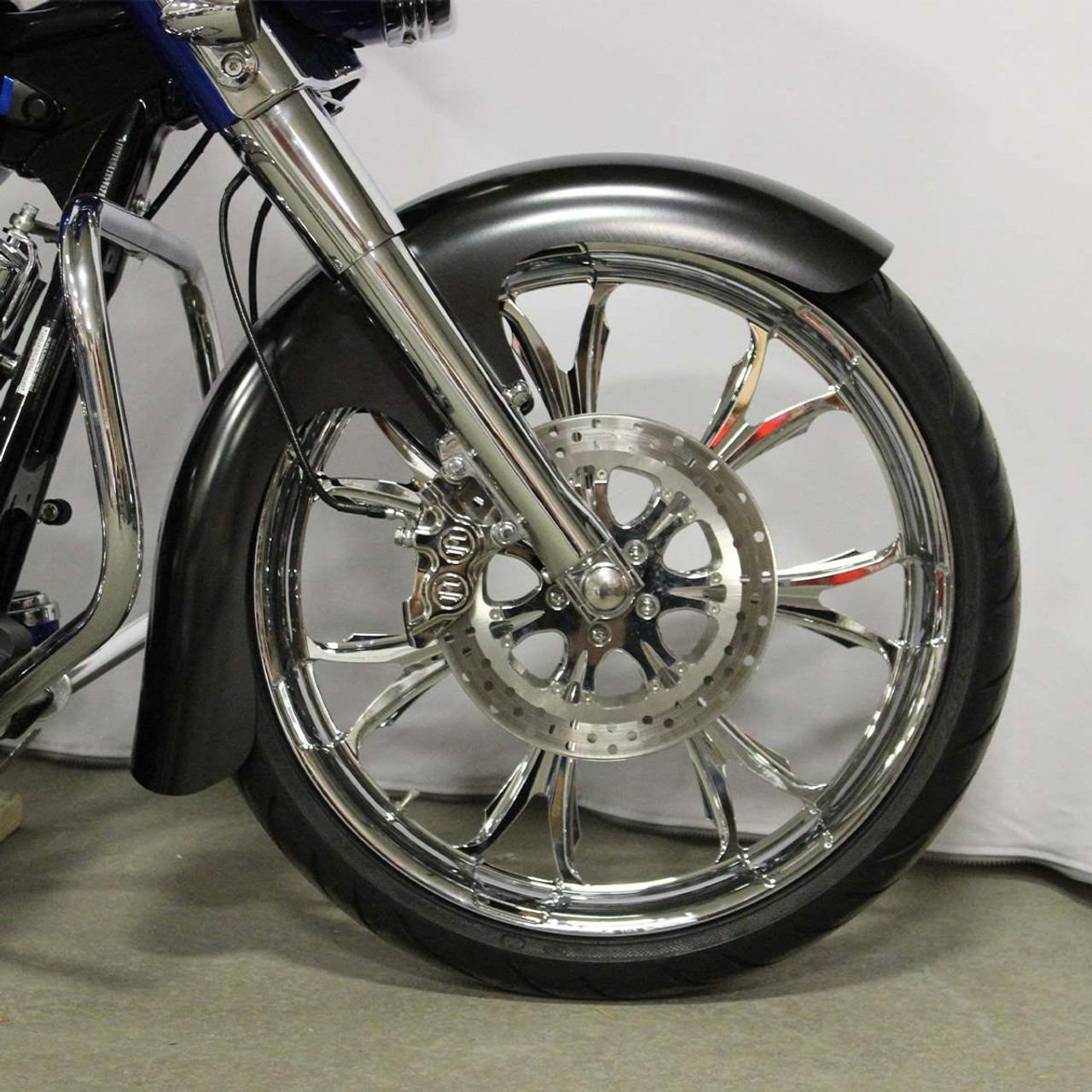 Front Fender Klock werksビッグホイールLIL-39ラッパーフロントフェンダー23インチホイール - 1401-0444 Klock Werks Big Wheel Lil-39 Wrapper Fron