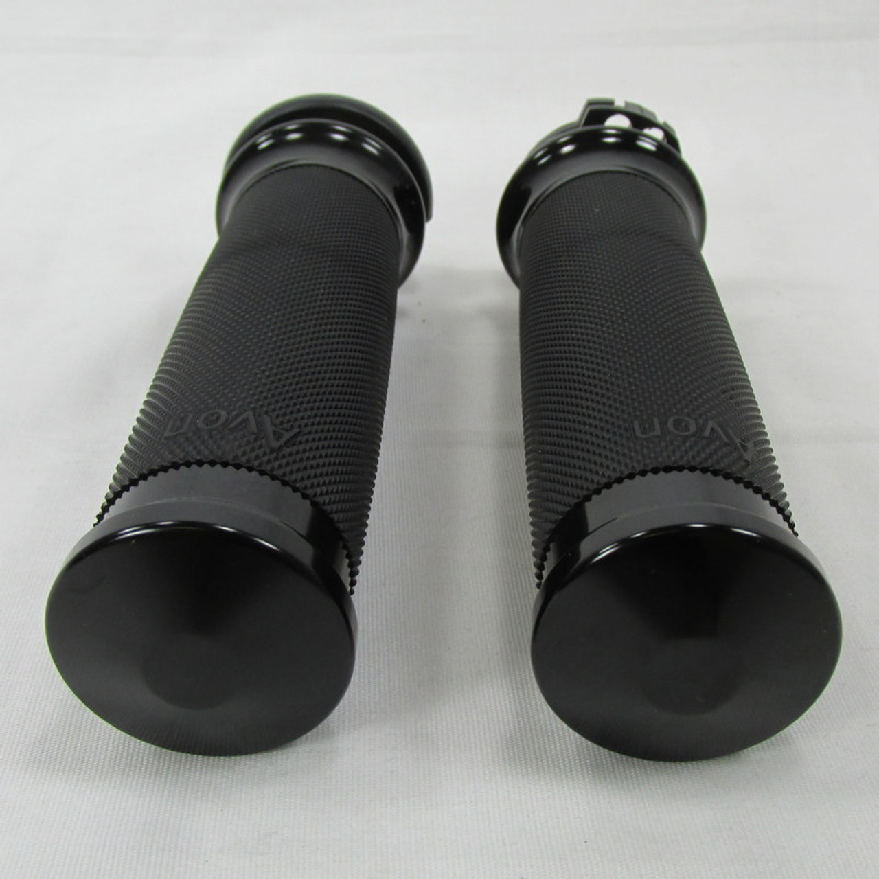 AVON® 1” Black Knurled Rubber Grips - Single Or Dual Cable