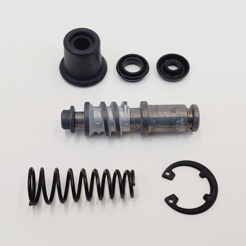 Front Brake Master Cylinder Rebuild Kit w/Cover Gasket, Spring
