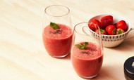 Smoothie flüssiger erdbeerkuchen
