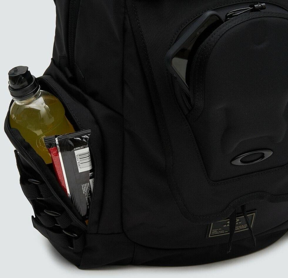 米軍放出品　オークリー　Oakley Icon Backpack 2.0 24L oakley-icon-backpack-2.0-