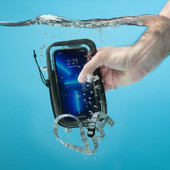 NiteIze RunOff Waterproof Phone Case  ROPC-09-R8 094664052833 Thumbnail Image