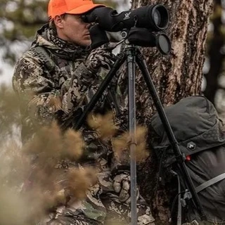 Tripods & Accessories