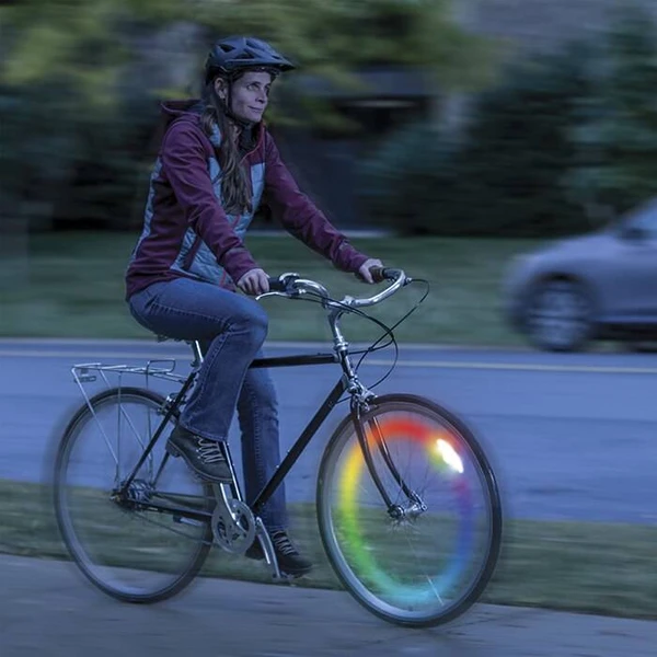 Nite Ize SpokeLit Rechargeable Wheel Light Disc-O Select feature