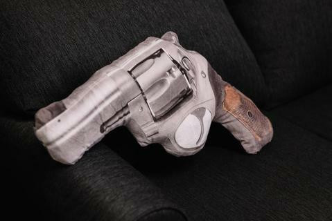 Caliber Gourmet Revolver Pillow  CBG-1054 