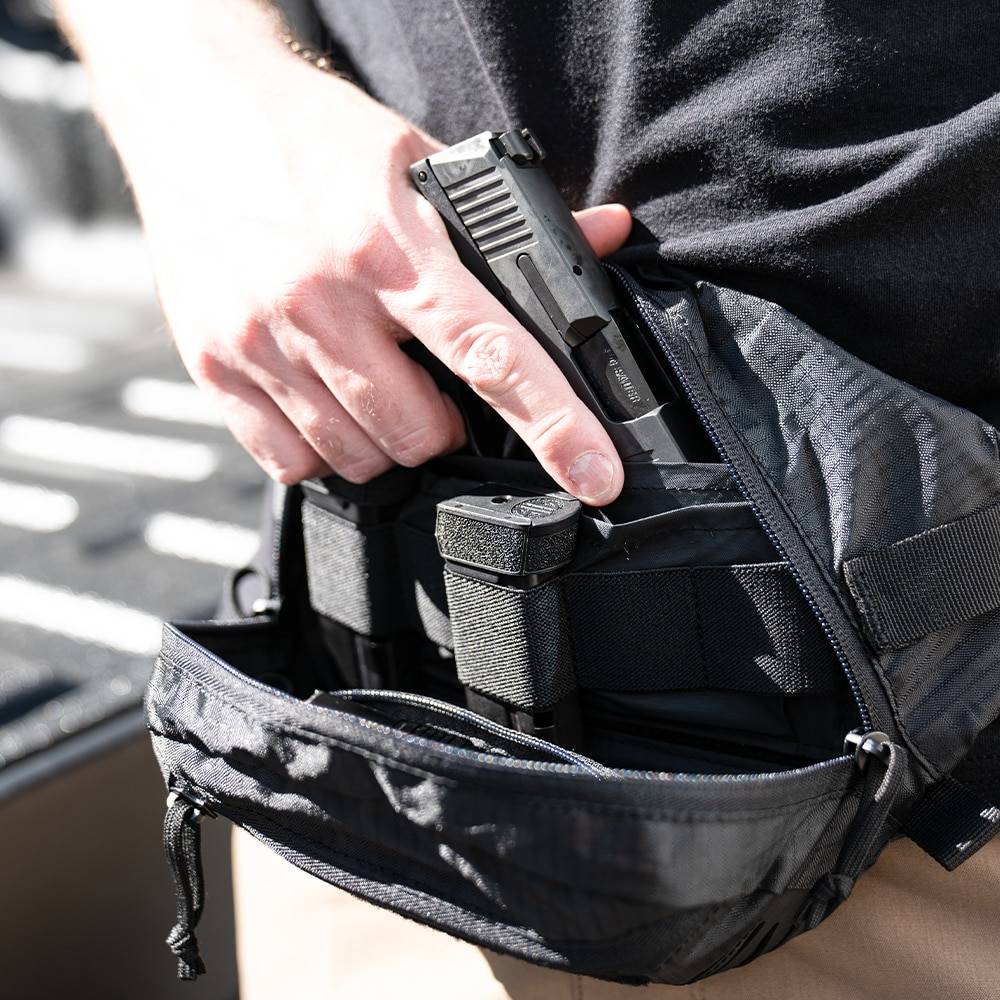 Tactical Vest W/ Gun Holster Holder Mag Pouch For SWAT Police Assault Combat