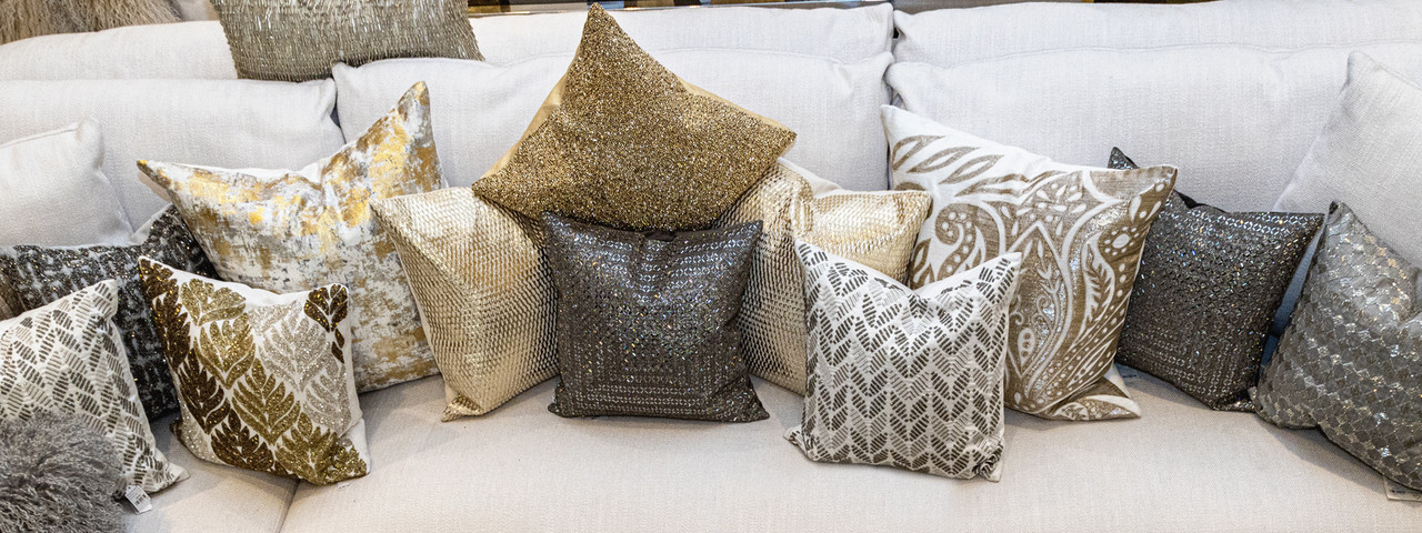 Luxury Throw Pillows - Bedroom & Living Room Designer Decorative Pillows