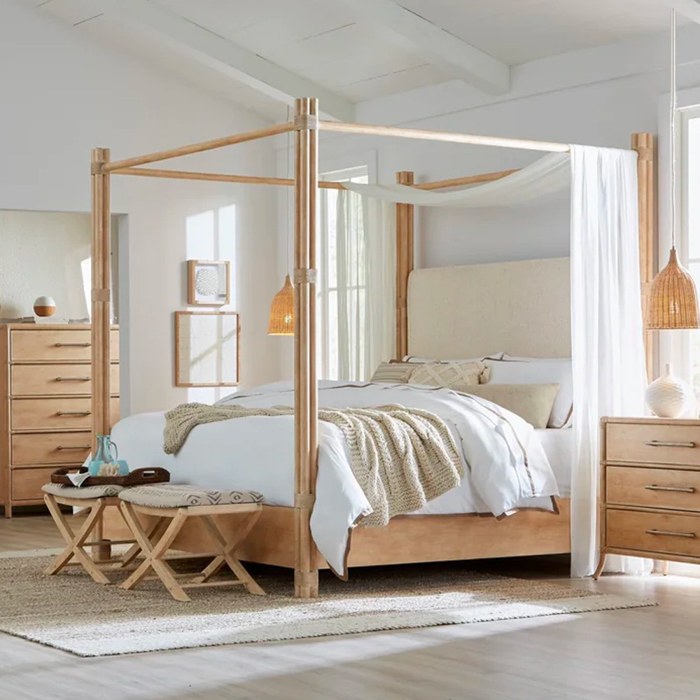 four poster canopy